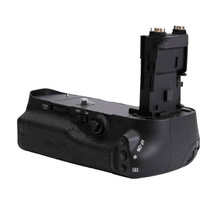 Aputure BP-E11 Battery Grip for Canon 5D Mark III